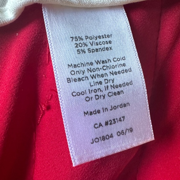 Talbots Women's Hampshire Ankle Straight Leg Red color. Size 6 P - Picture 10 of 11